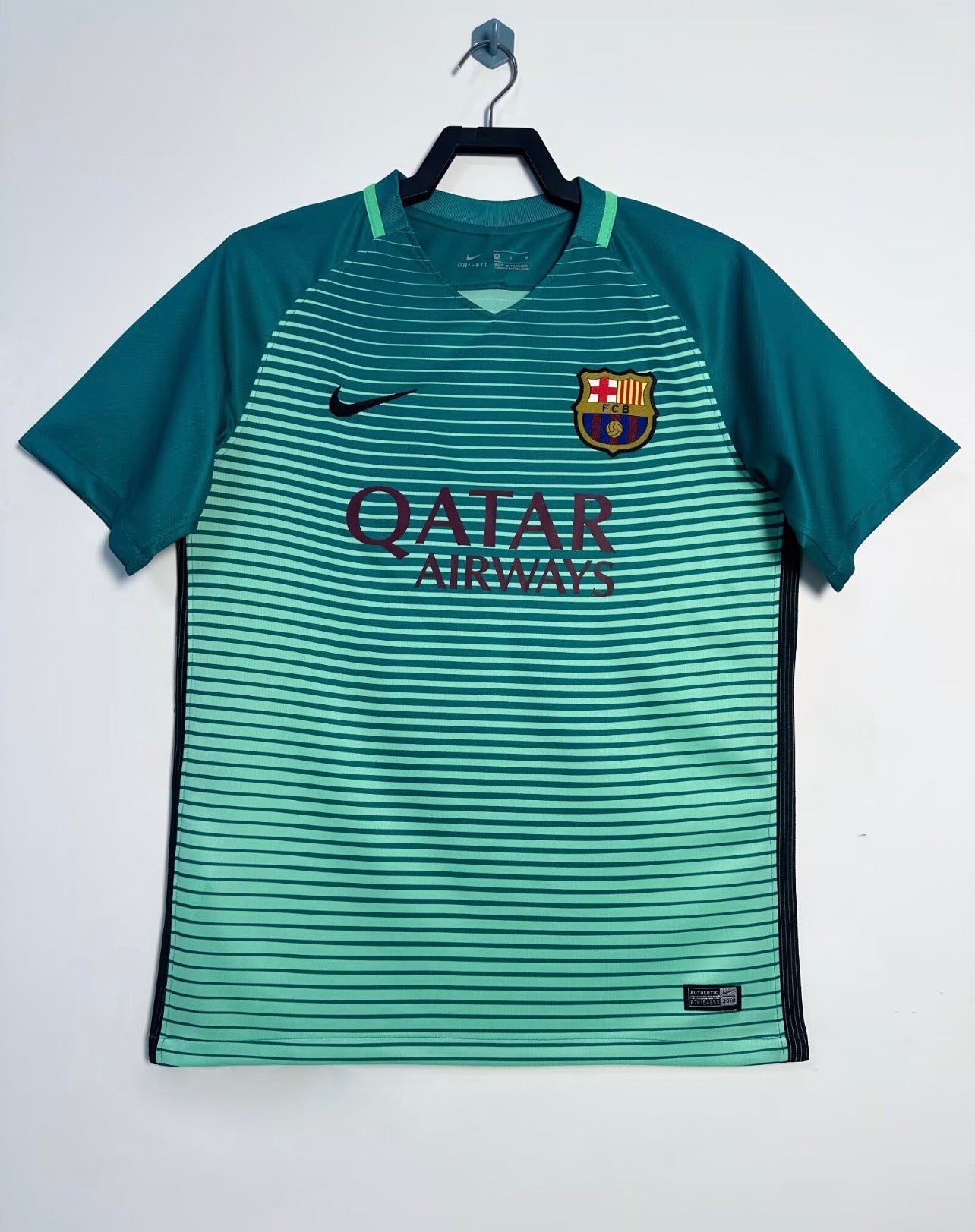 Barcelona 2016/17 RETRO Third Kit
